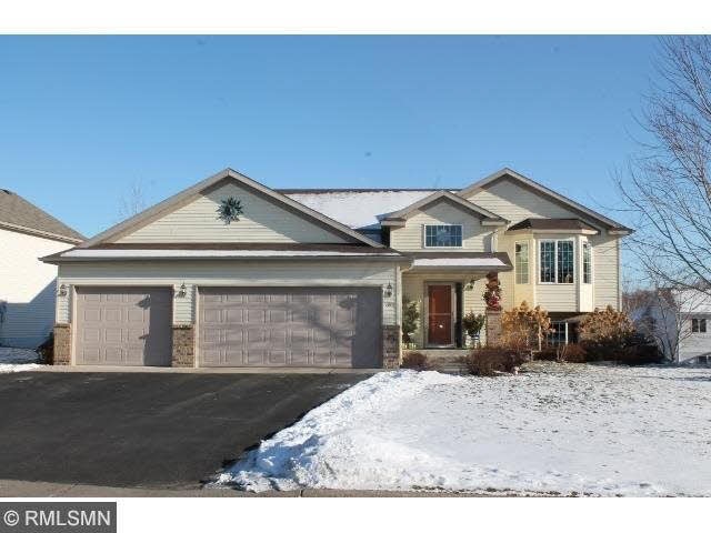1010 Strawberry Ct, Sauk Rapids, MN 56379 - photo 1