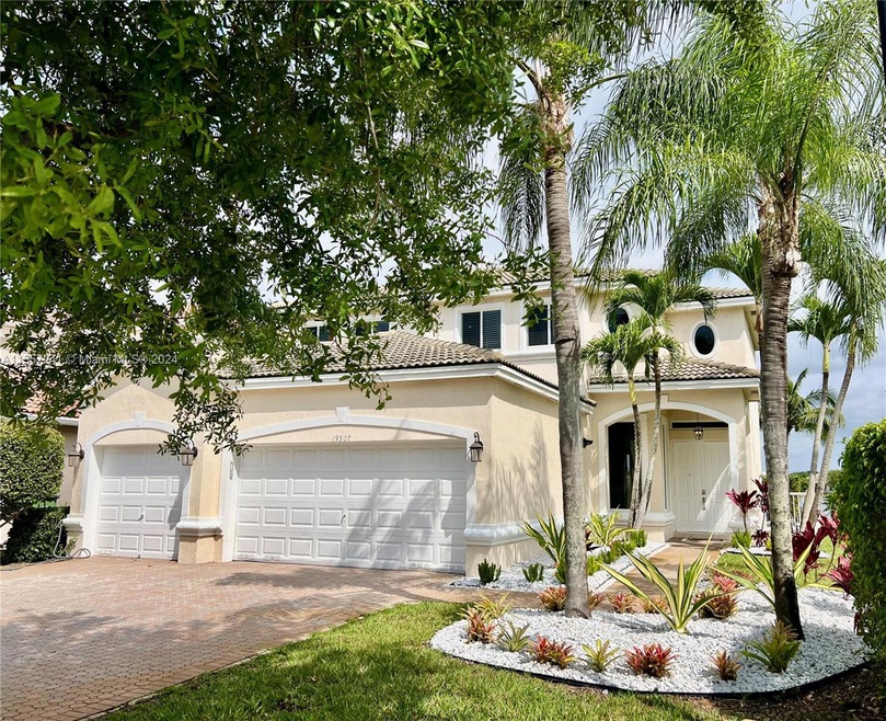 19307 SW 65th St, Fort Lauderdale, FL 33332 - photo 1