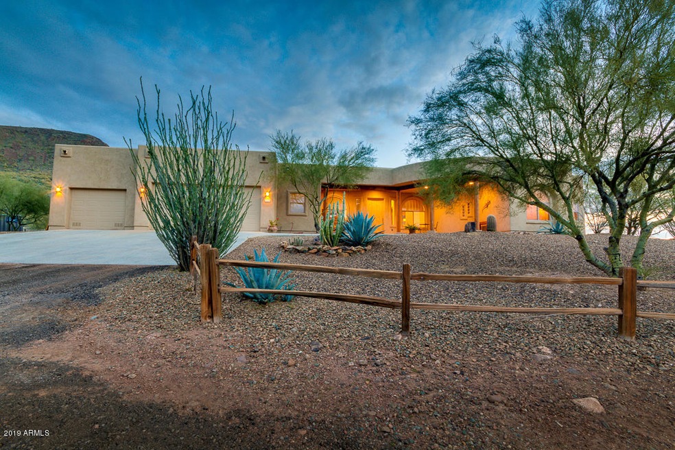 1919 East Filoree Lane, New River, AZ