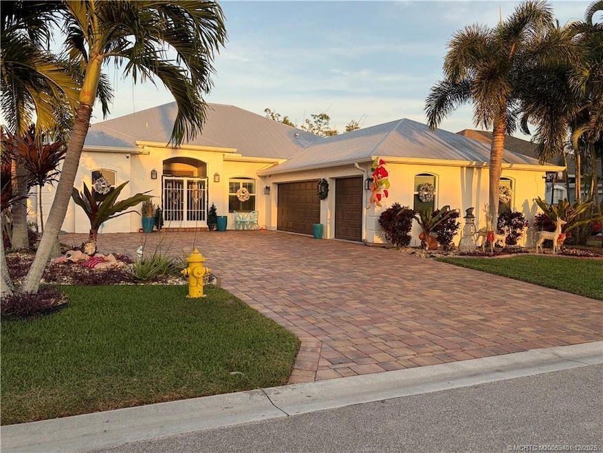 443 NW Sunflower Place, Jensen Beach, FL 34957 - photo 1