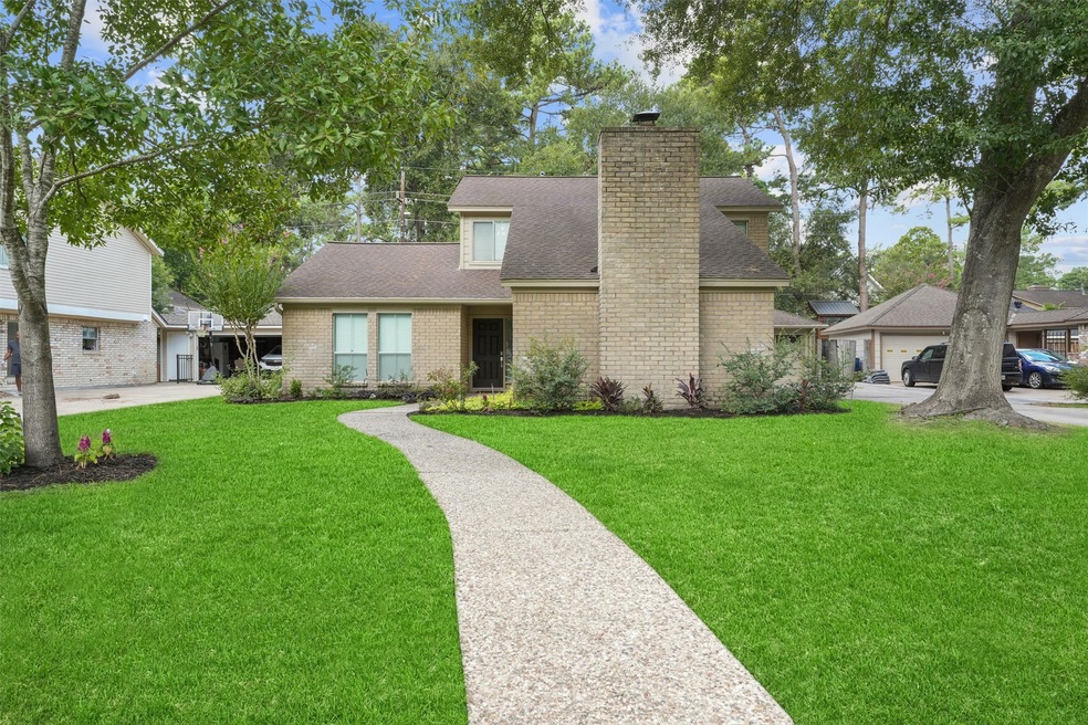 14907 Oak Bluff Ct, Houston, TX 77070 - photo 1
