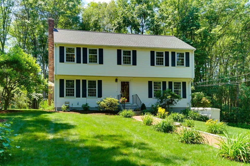 215 Fiske St, Holliston, MA 01746 - photo 1