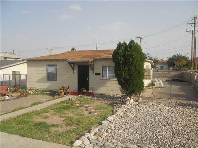 2500 Mountain Ave, El Paso, TX 79930 - photo 1