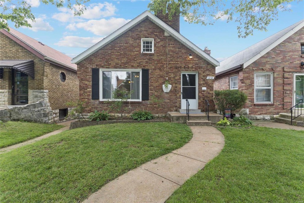 5238 Lindenwood Ave, Saint Louis, MO 63109 - photo 1
