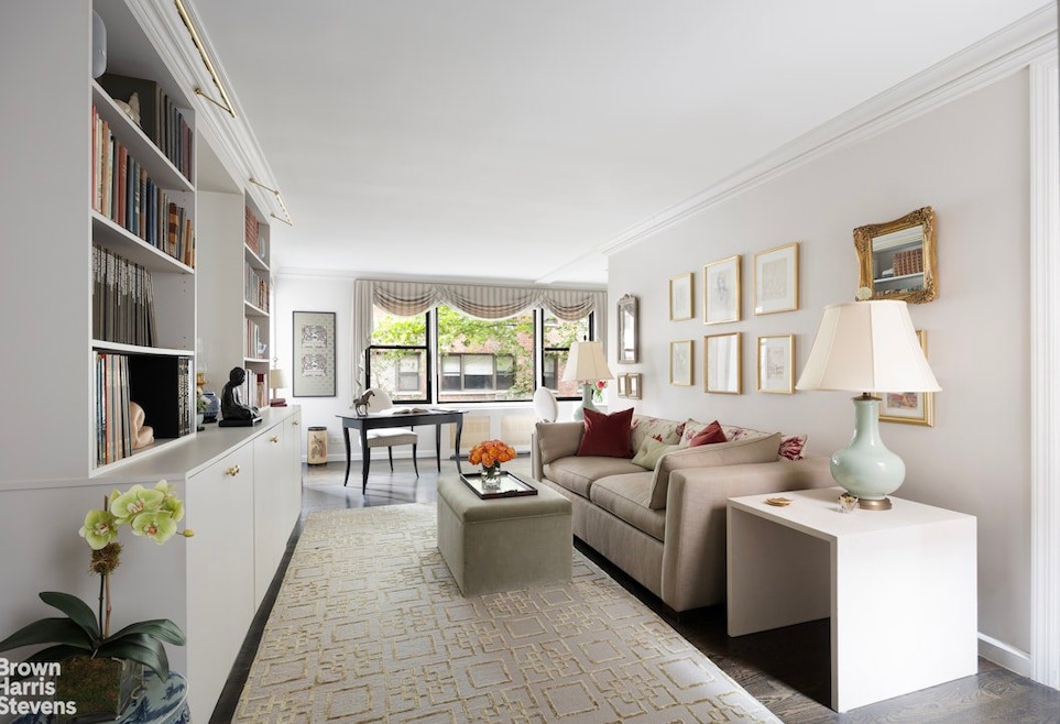 342 E 53rd St unit 2GH, New York, NY 10022 - photo 1