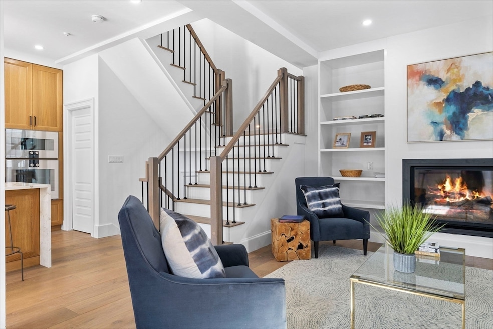 For Sale $2,645,000 • Co-Listing Agent