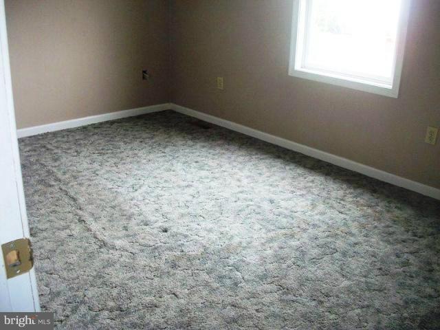 195 Wise Ave, Strasburg, VA 22657 - photo 1