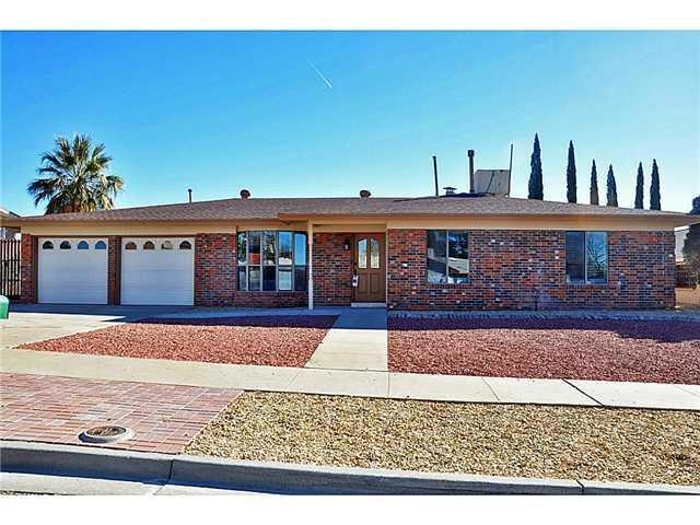10908 Lakewood Ave, El Paso, TX 79935 - photo 1
