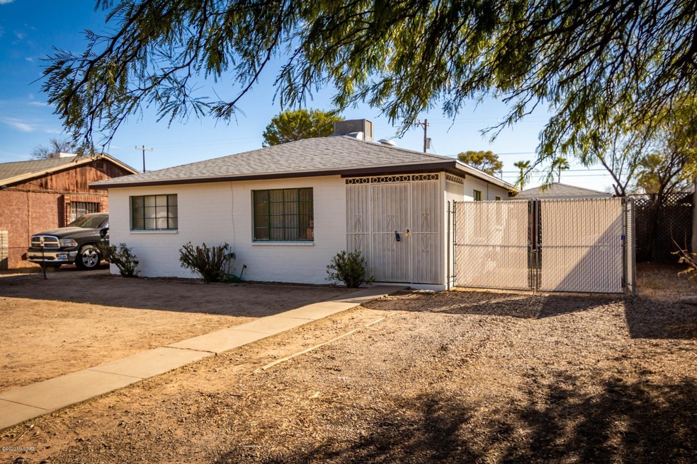2244 E 18th St, Tucson, AZ 85719 - photo 1