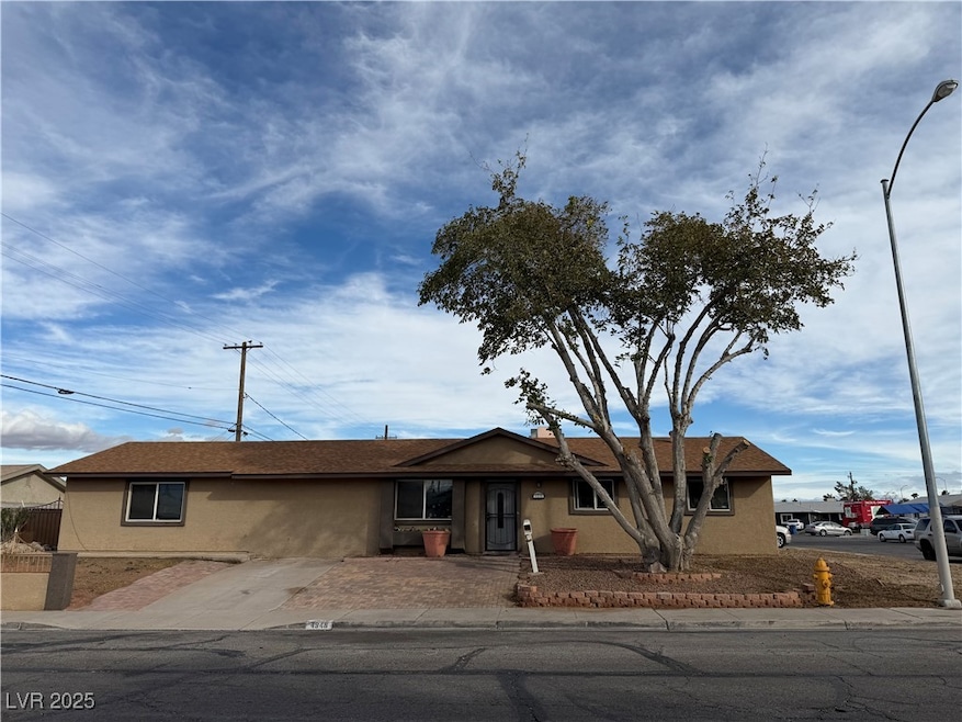 4948 Orinda Cir unit 5, Las Vegas, NV 89120 - photo 1