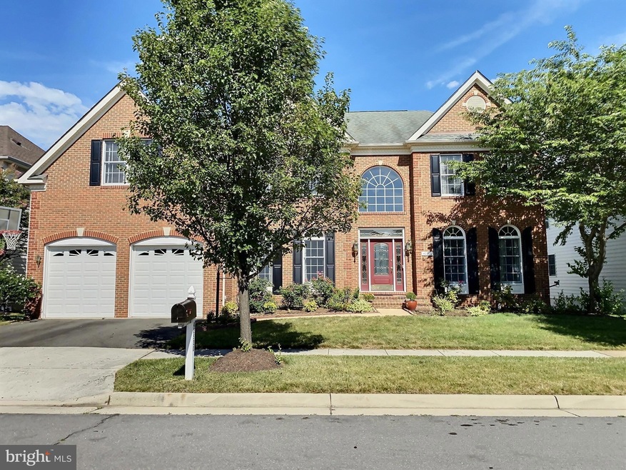 42520 Mandolin St, Chantilly, VA 20152 - photo 1