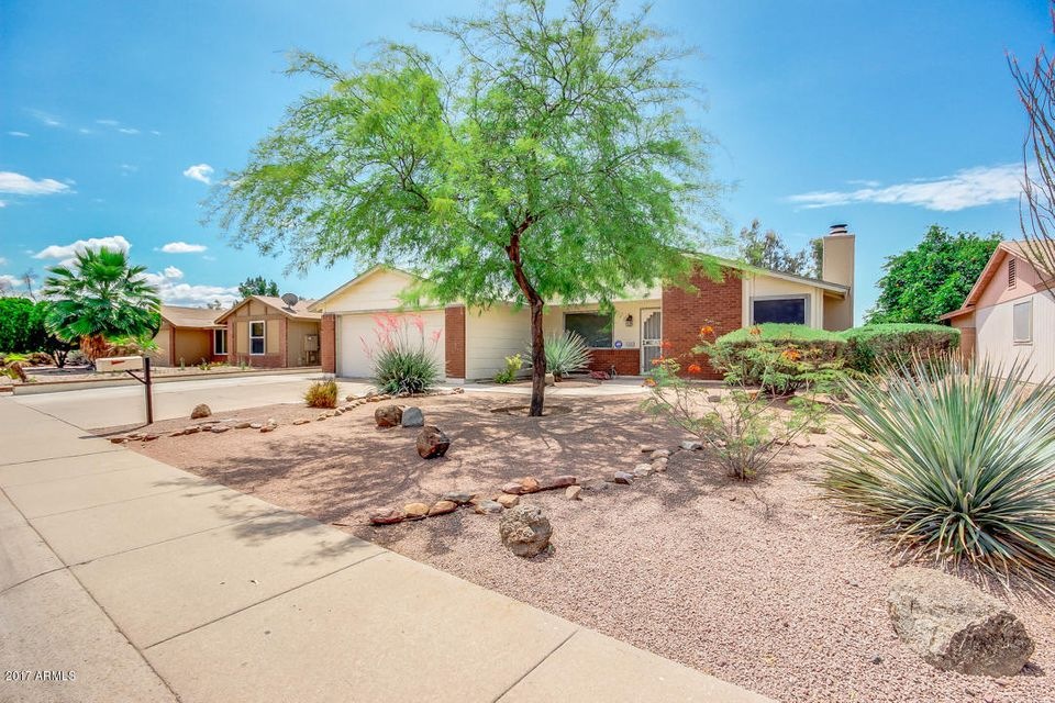 Los Arboles Place-01