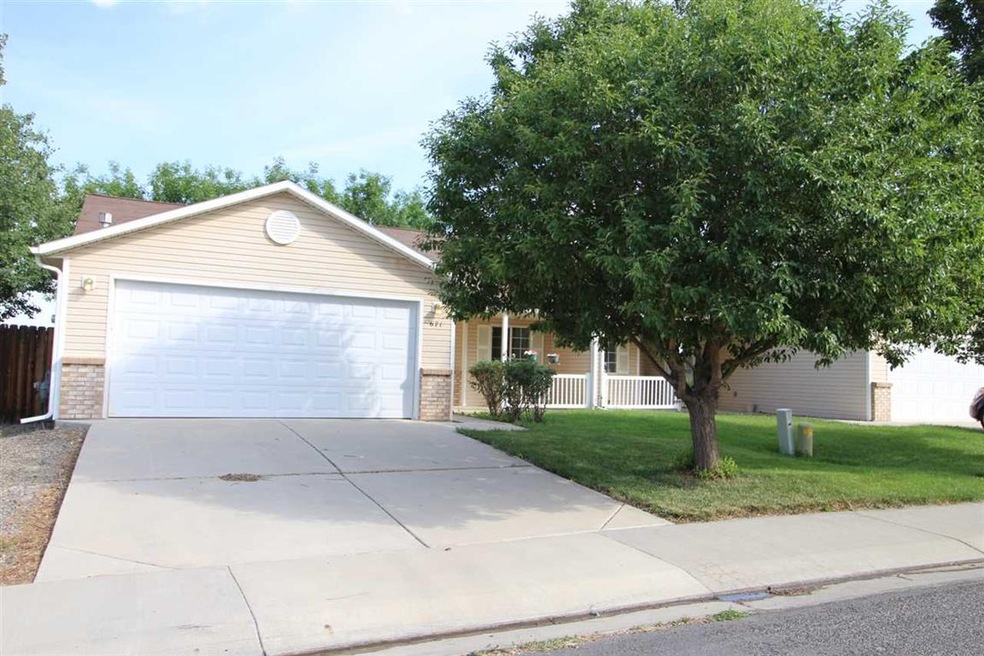 671 Springbrook Dr, Grand Junction, CO 81504 - photo 1