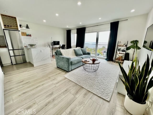 1027 N Coast Hwy unit 6, Laguna Beach, CA 92651 - photo 1