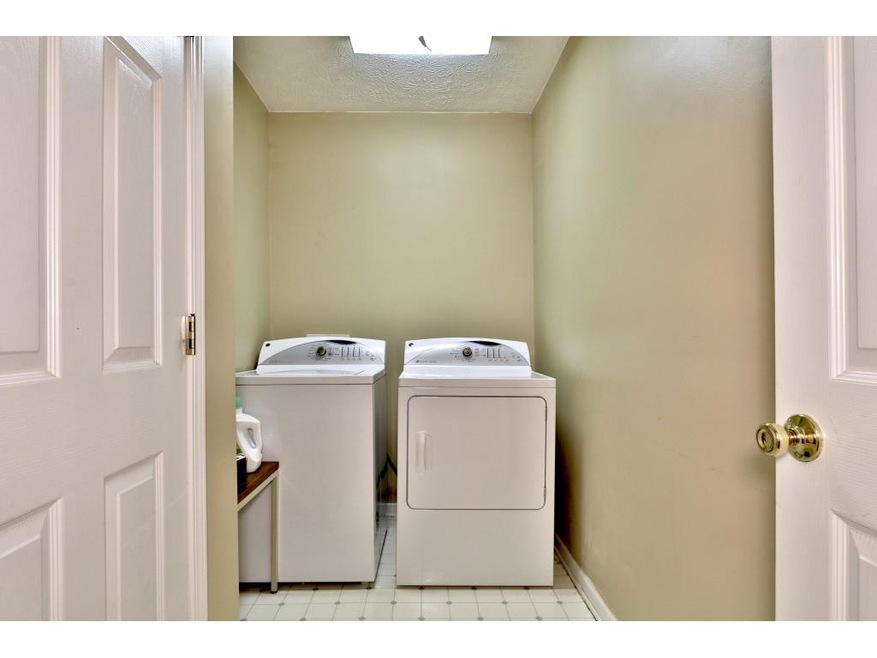 3937 Lullwater Main NW, Kennesaw, GA 30144 - photo 1