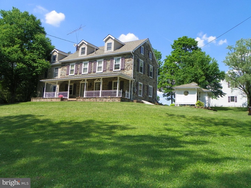 1372 Hendricks Rd, Pennsburg, PA 18073 - photo 1