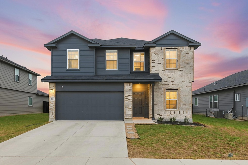 305 Tims Way, Seguin, TX 78155 - photo 1