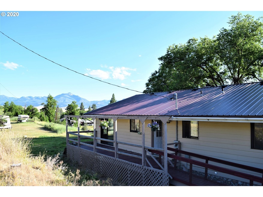 660 N Washington St, Prairie City, OR 97869 - photo 1