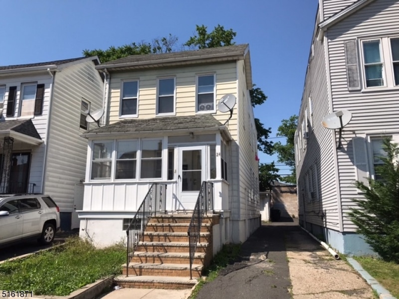 24 Mckay Ave, East Orange, NJ 07018 - photo 1