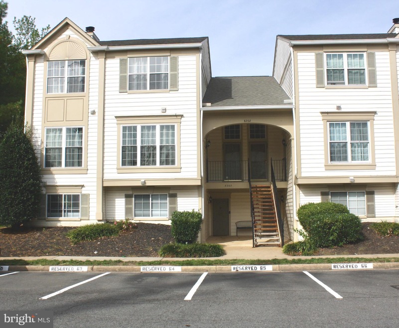 8202 Winstead Place unit 203, Manassas, VA 20109 - photo 1