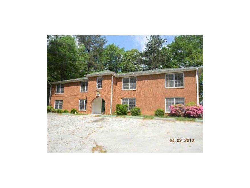 6678 Chupp Rd unit 6678, Lithonia, GA 30058 - photo 1