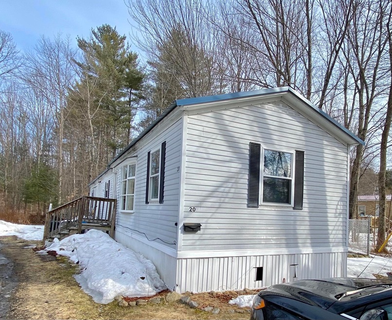 20 Marshall St, Mechanic Falls, ME 04256 - photo 1