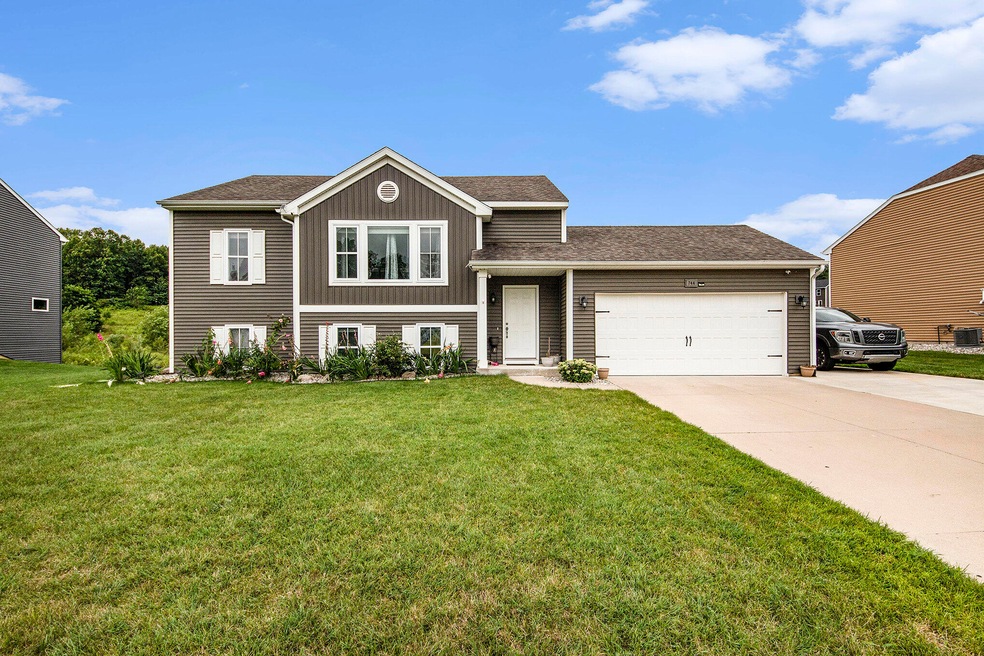 744 Wild Flower Ct, Wayland, MI 49348 - photo 1
