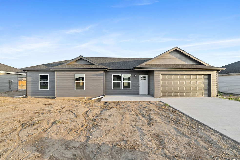 For Sale $225,000 • Co-Listing Agent