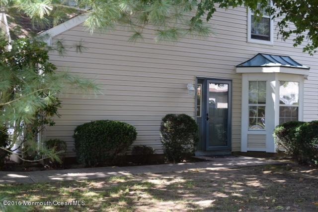 134 Rumford Way, Manalapan, NJ 07726 - photo 1