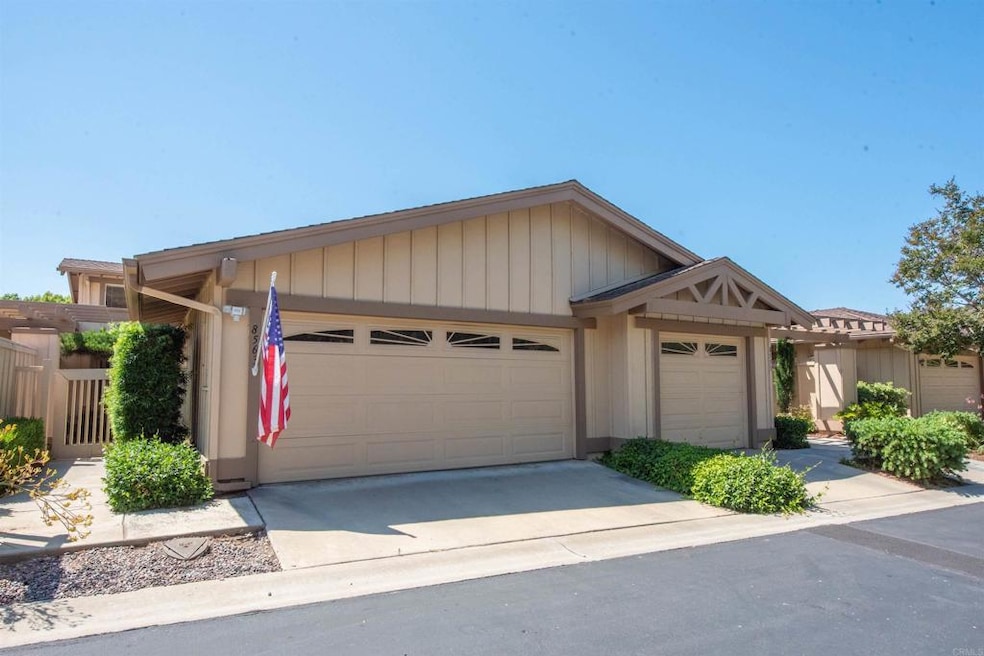 8563 Circle r Course Ln, Escondido, CA 92026 - photo 1