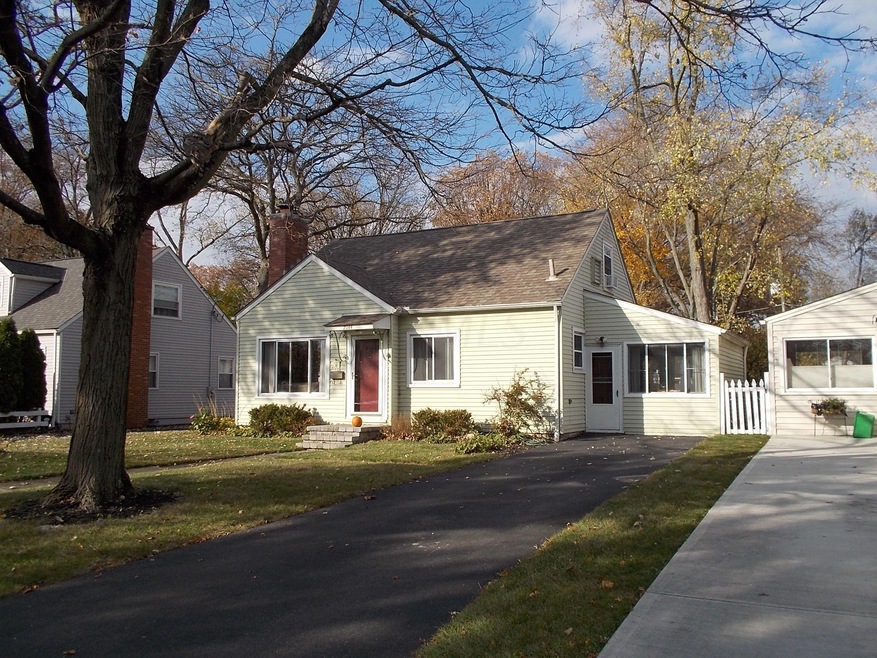 2144 Ridge Front 1