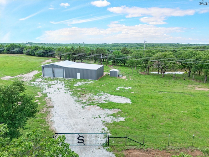 145 Wynn Rd unit 145 WINN RD, Bowie, TX 76230 - photo 1