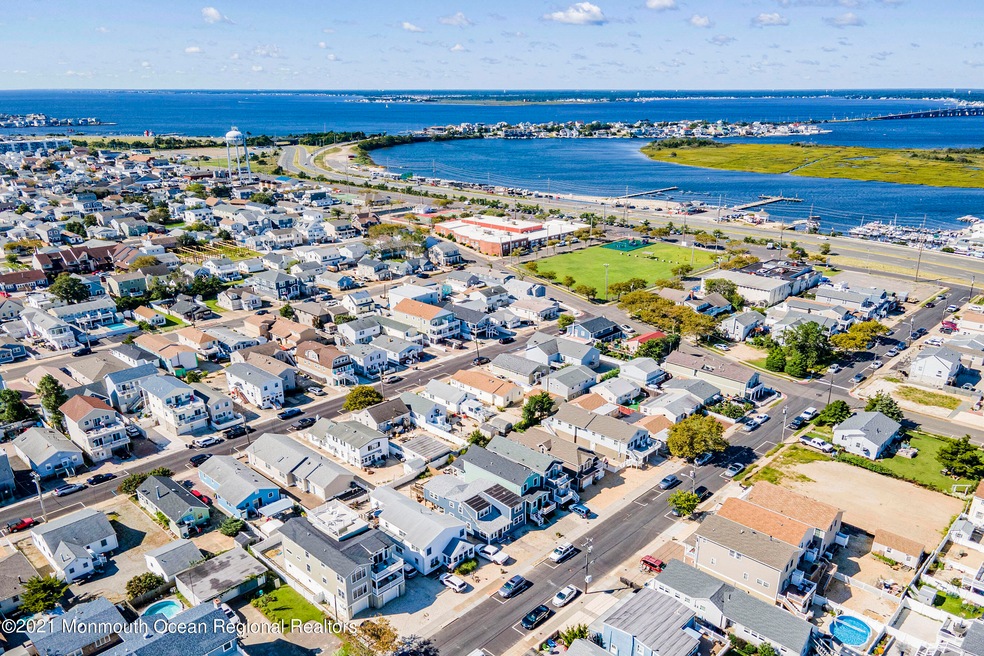 Front Left Aerial