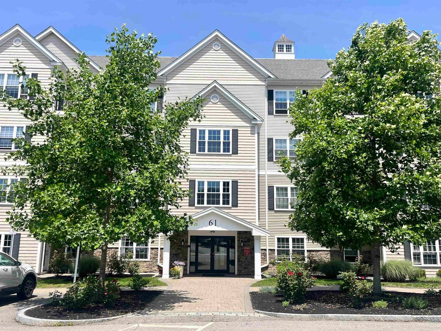 61 Acadia Ln