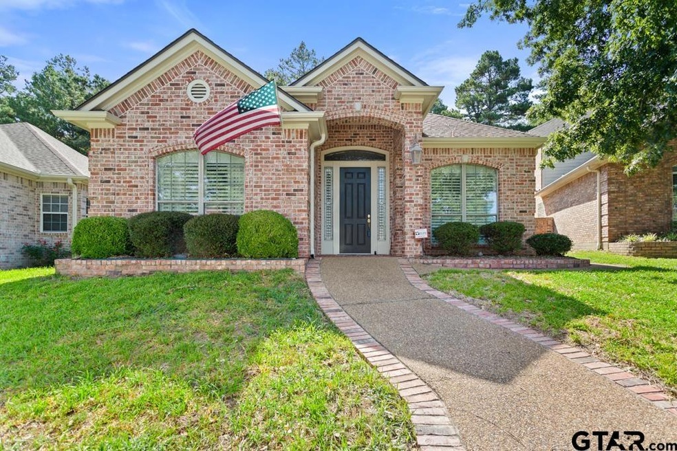 1149 1149 Garden Park Cir, Tyler, TX 75703 - photo 1