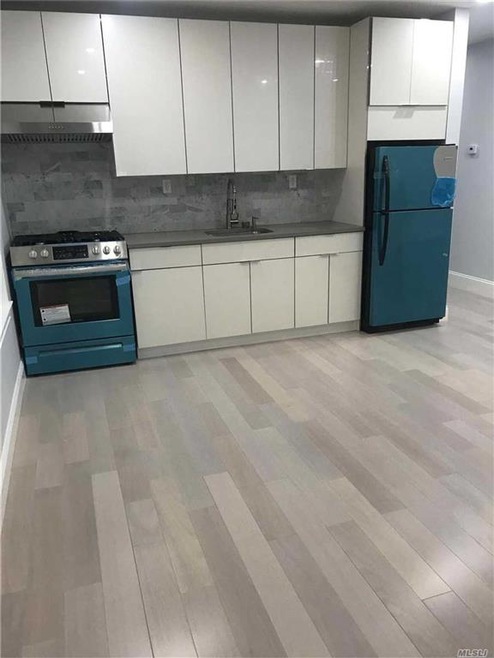 85-44 54 Ave, Elmhurst, NY 11373 - photo 1