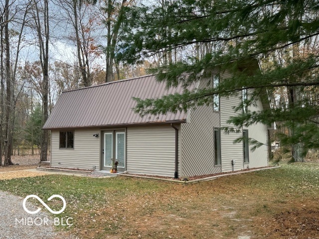 9026 W 550 S, Columbus, IN 47201 - photo 1