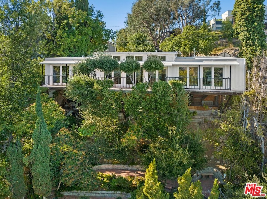 5080 Marmol Dr, Woodland Hills, CA 91364 - photo 1