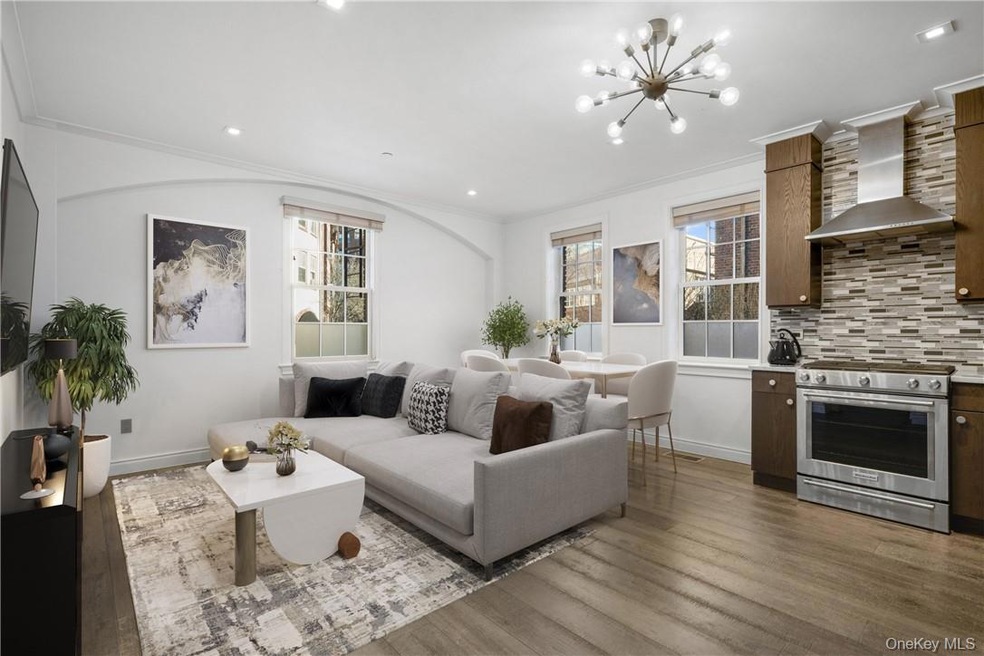 26 East Pkwy unit 1, Scarsdale, NY 10583 - photo 1