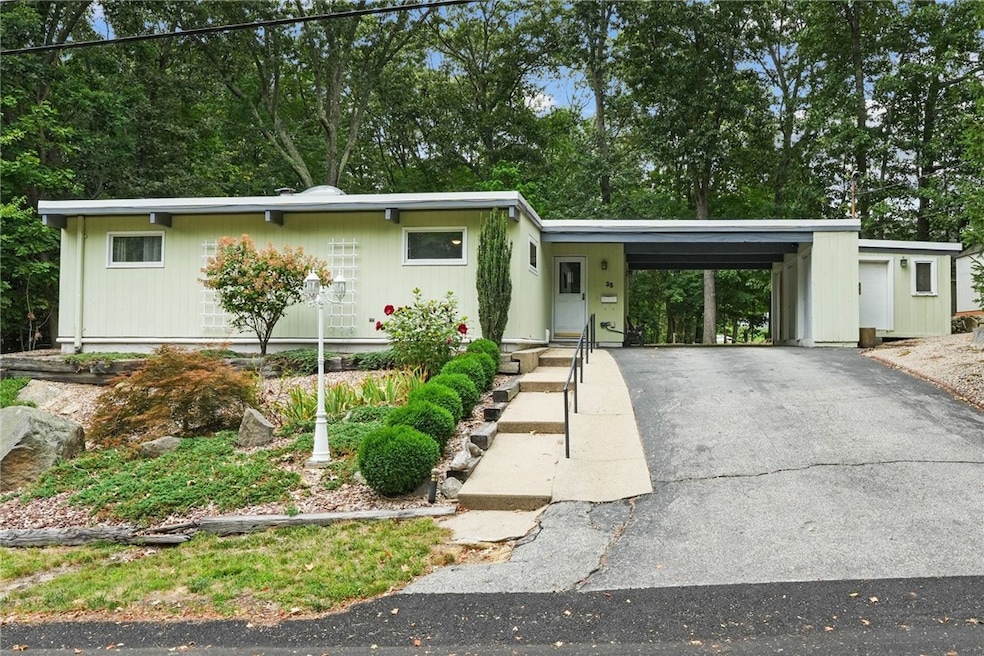 35 Campbell St, West Warwick, RI 02893 - photo 1