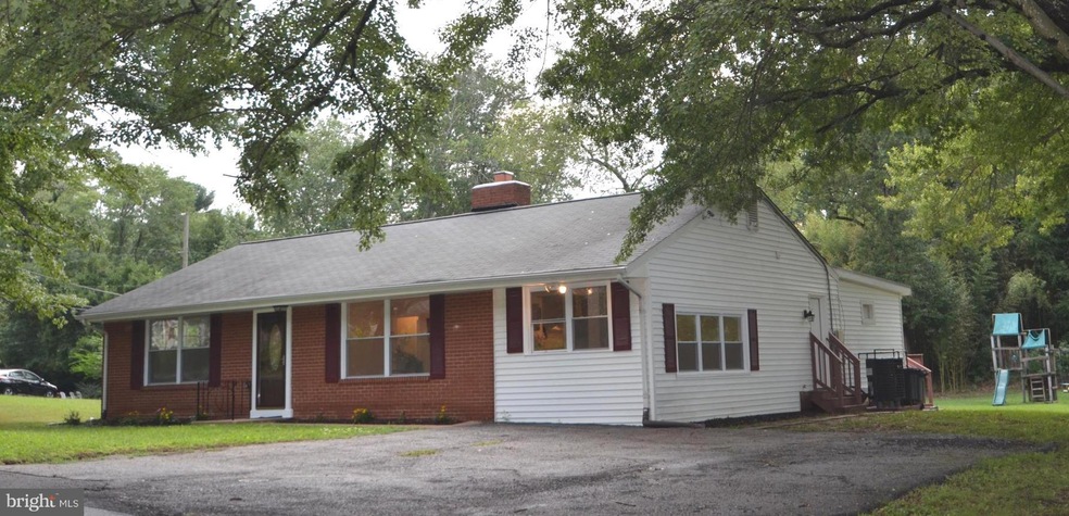 12805 Monroe Ave, Fort Washington, MD 20744 - photo 1