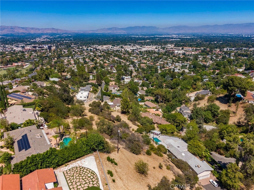 4551 Lindley Ave, Tarzana, CA 91356 - photo 1