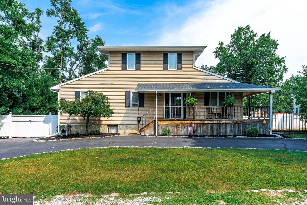 20 Hess Ave, Beverly, NJ 08010 - photo 1