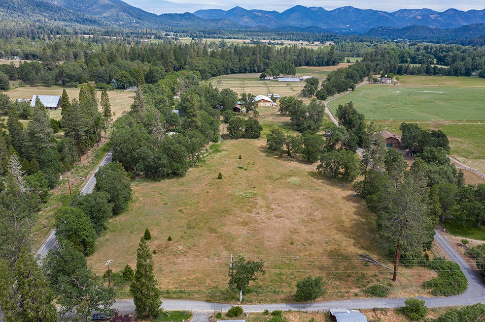 Main Photo