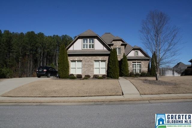 Beautiful 4 Bedrooms,2.5 Bath home. The first hous