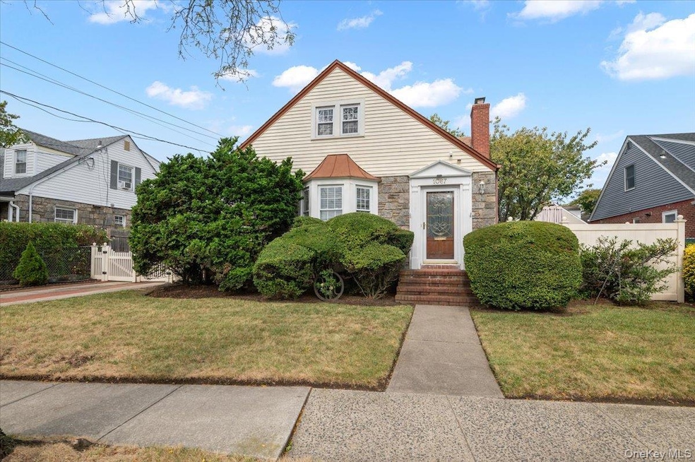 Pending $679,000 • Co-Listing Agent