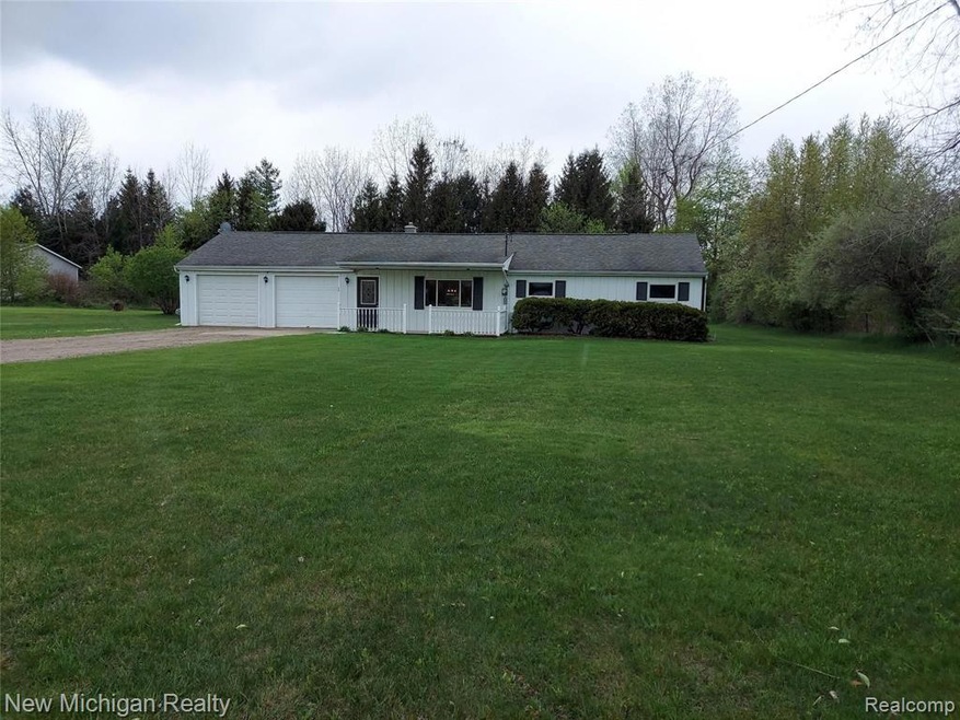 9514 Gera Rd, Birch Run, MI 48415 - photo 1