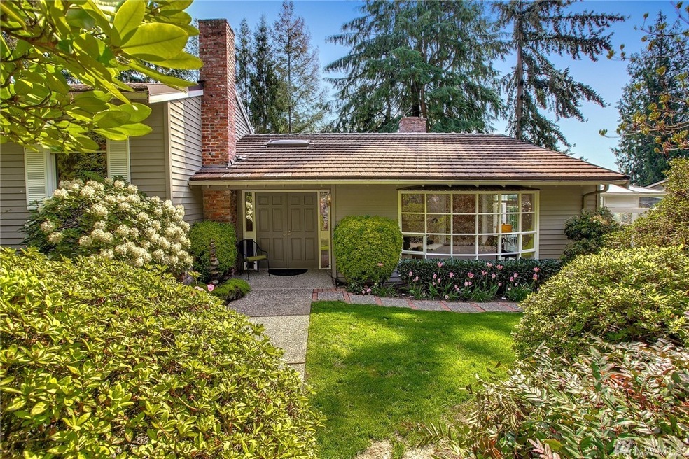 9321 SE 57th St, Mercer Island, WA 98040 - photo 1