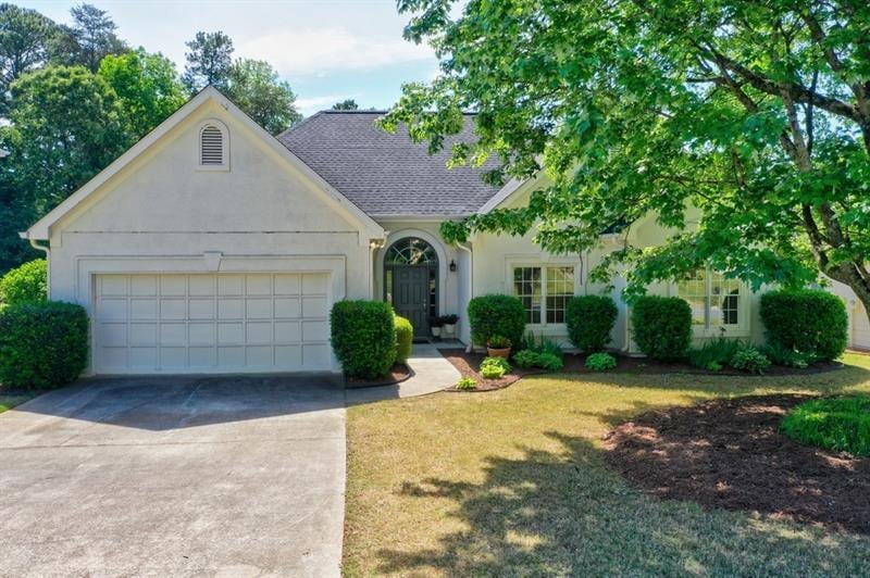 765 Gates Ln, Alpharetta, GA 30022 - photo 1