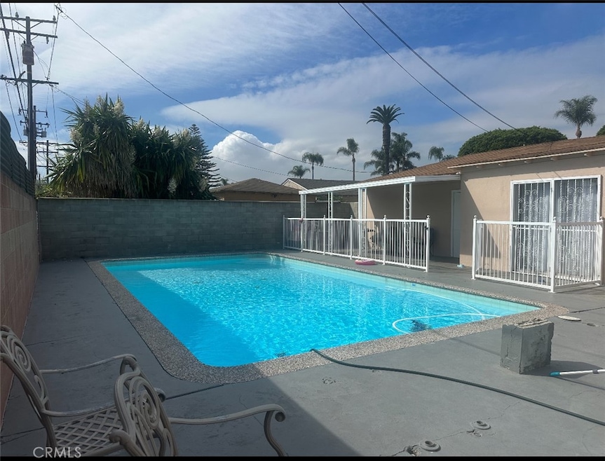 404 S Poinsettia Ave, Compton, CA 90221 - photo 1